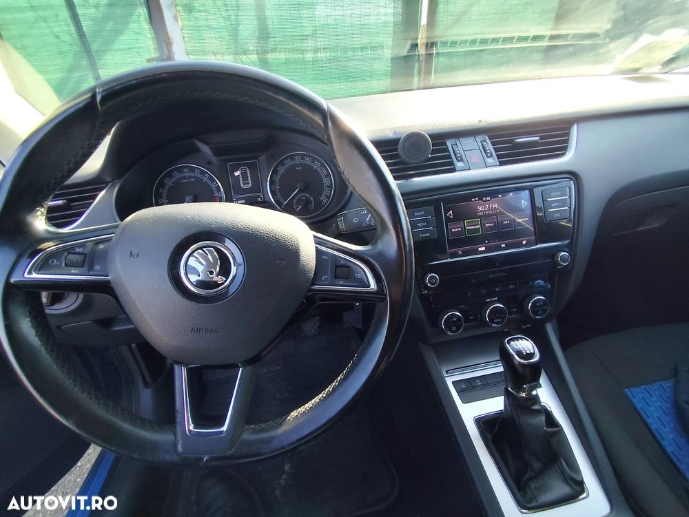 Skoda Octavia - 8