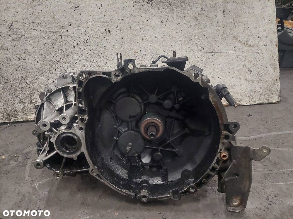 SKRZYNIA BIEGÓW VOLVO S40 V40 I 1.9 DI MANUAL 5 BIEGÓW 1023625 - 1