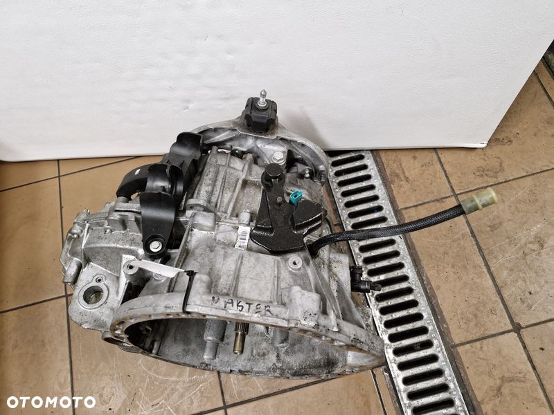RENAULT TRAFIC III 3 TALENTO II 2.0 DCI SKRZYNIA BIEGÓW MANUAL PF6068 6B - 4