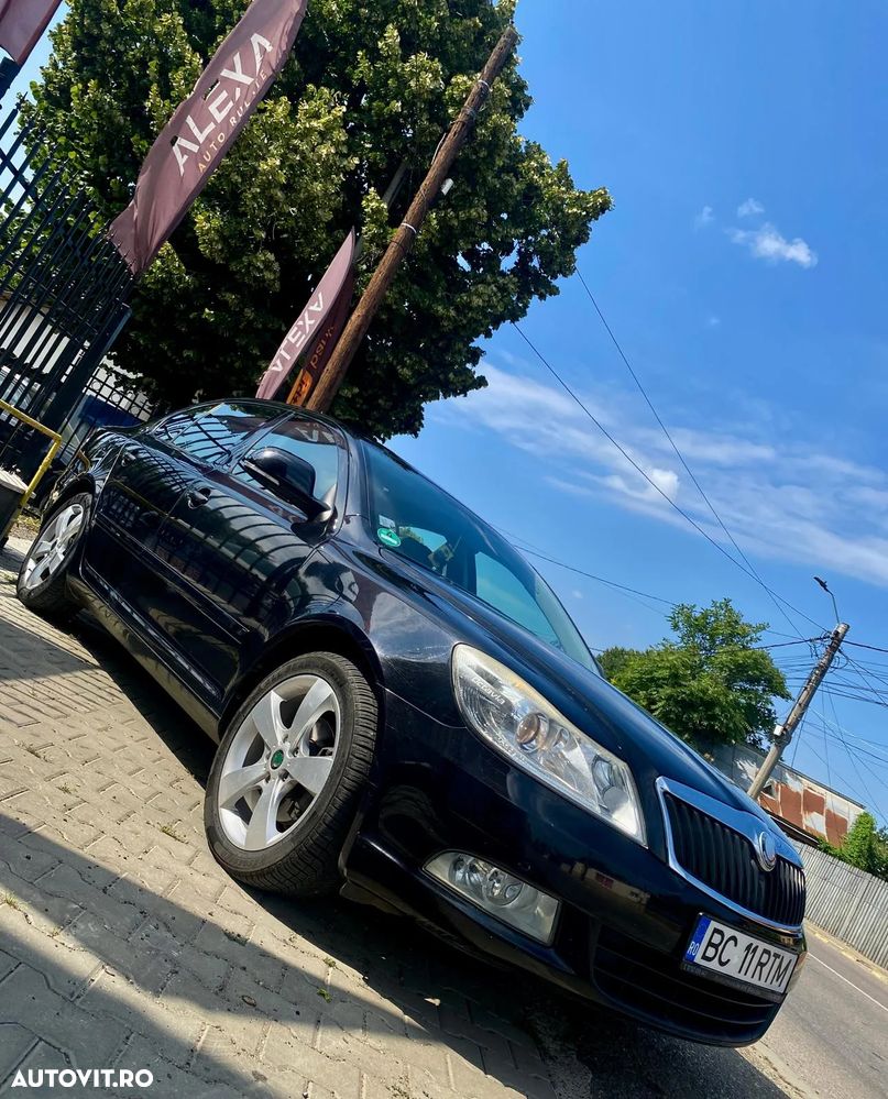 Skoda Octavia 1.8 TSI Business DSG - 2