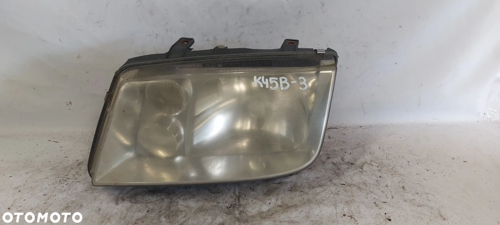 .  PRZOD PRZEDNIA LAMPA LEWA VOLKSWAGEN BORA - 1