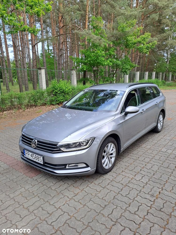 Volkswagen Passat 1.6 TDI (BlueMotion Technology) Comfortline - 9