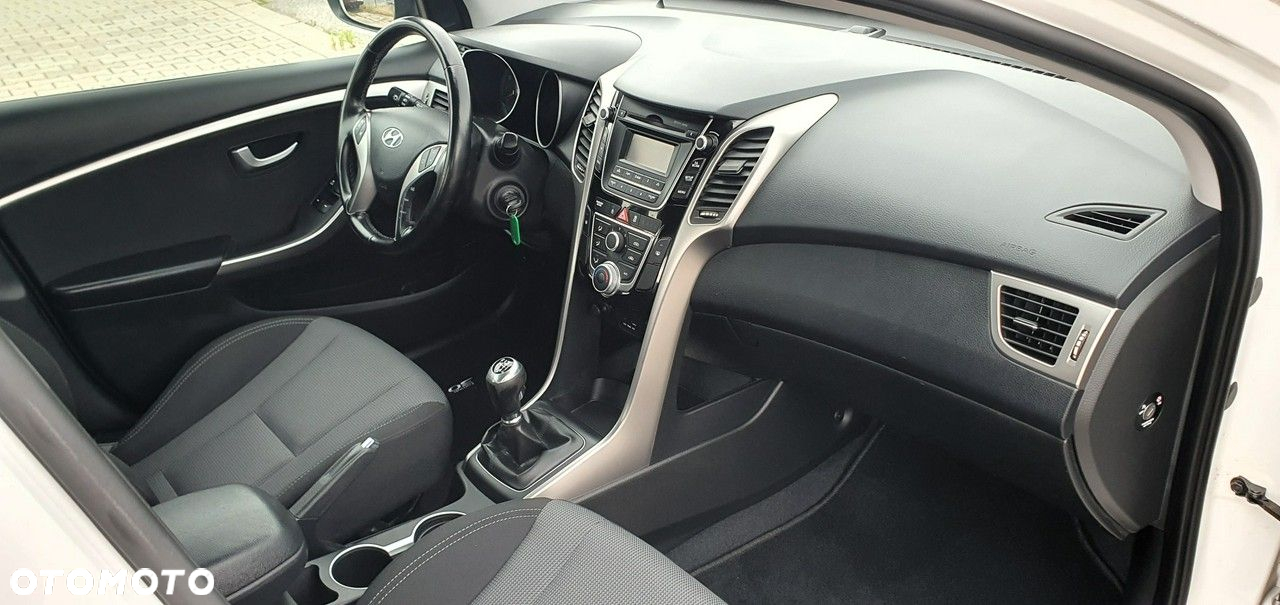 Hyundai i30 - 11