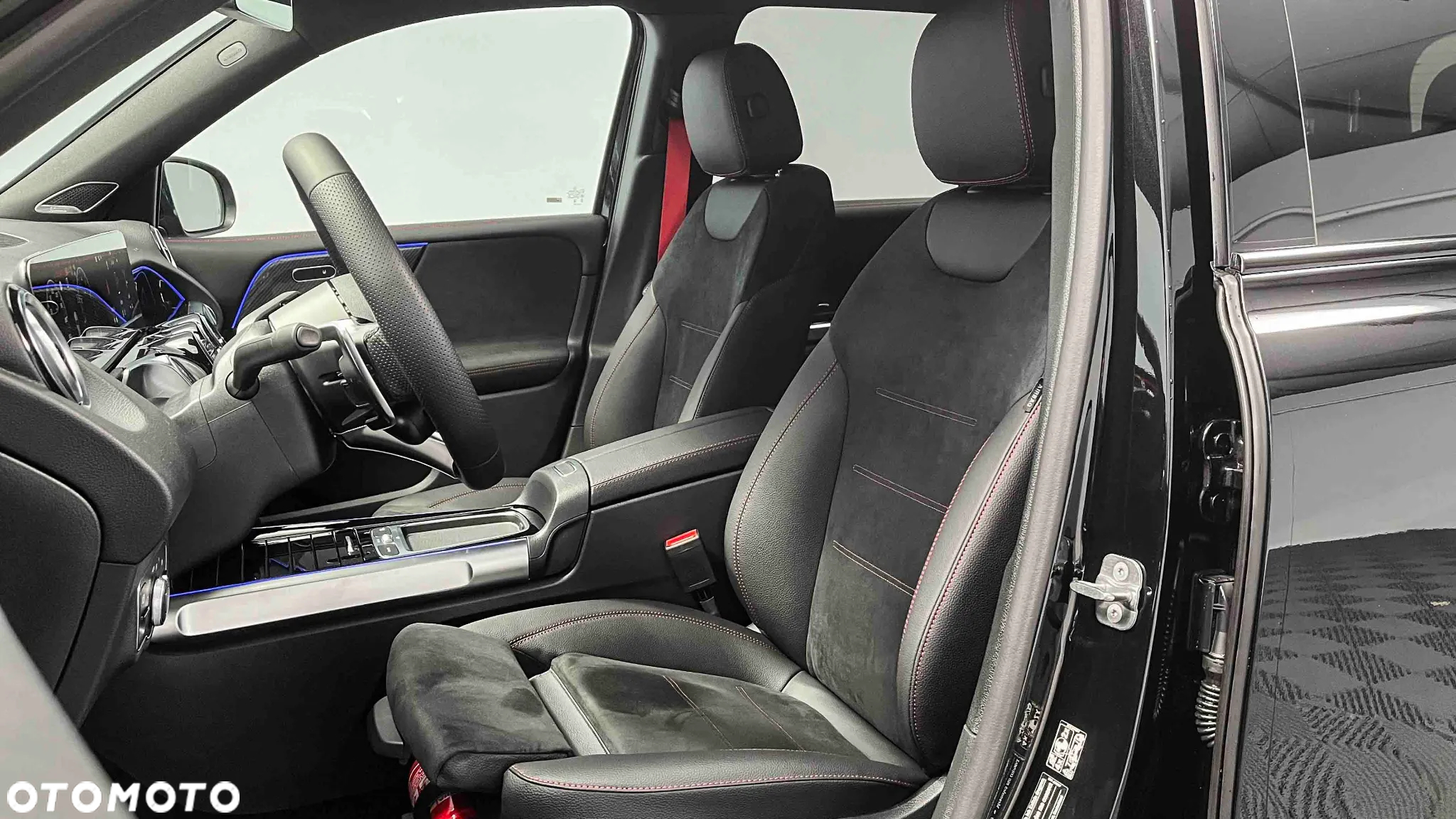 Mercedes-Benz GLB AMG 35 4-Matic - 12