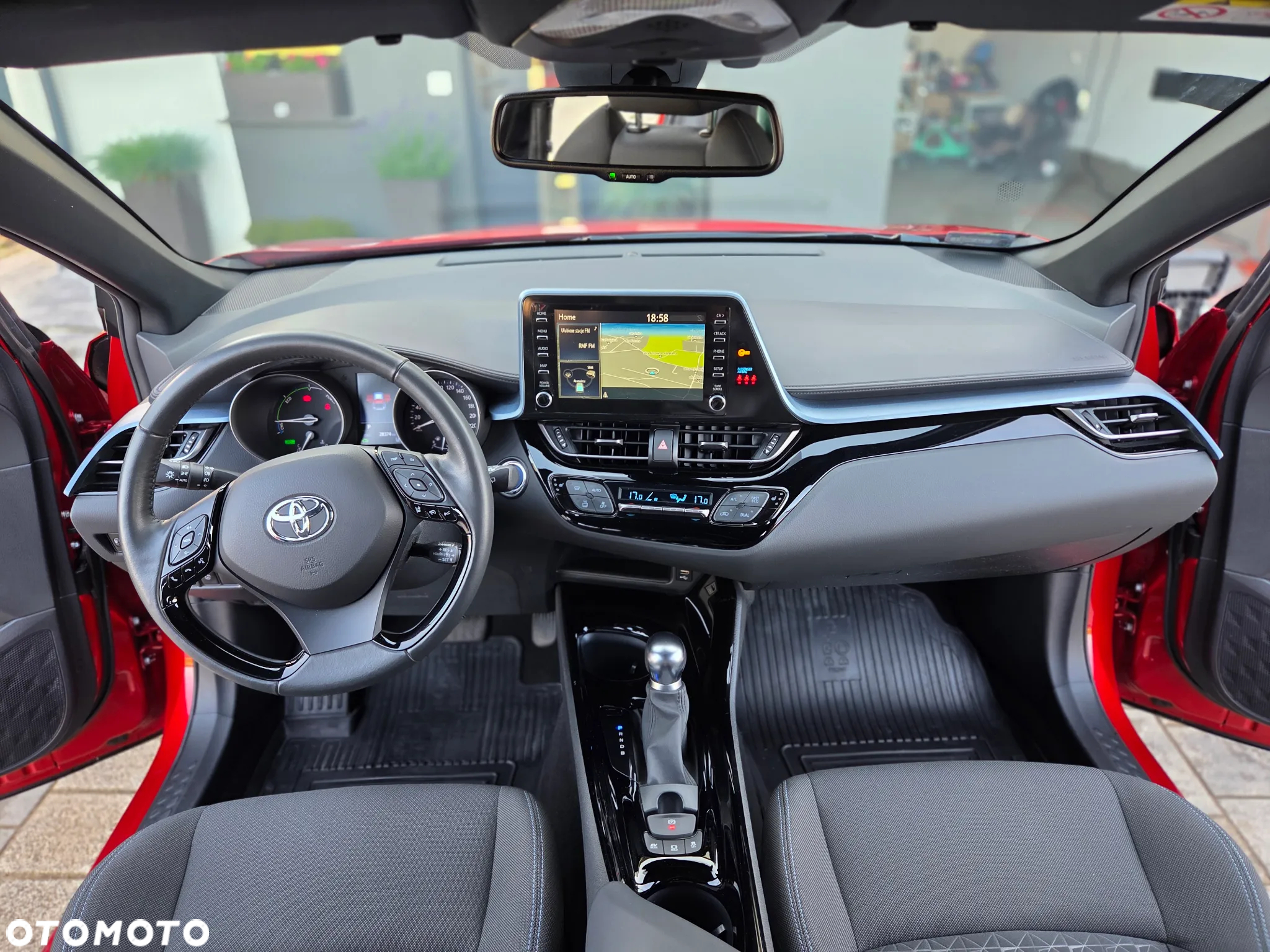 Toyota C-HR 1.8 Hybrid Style - 8