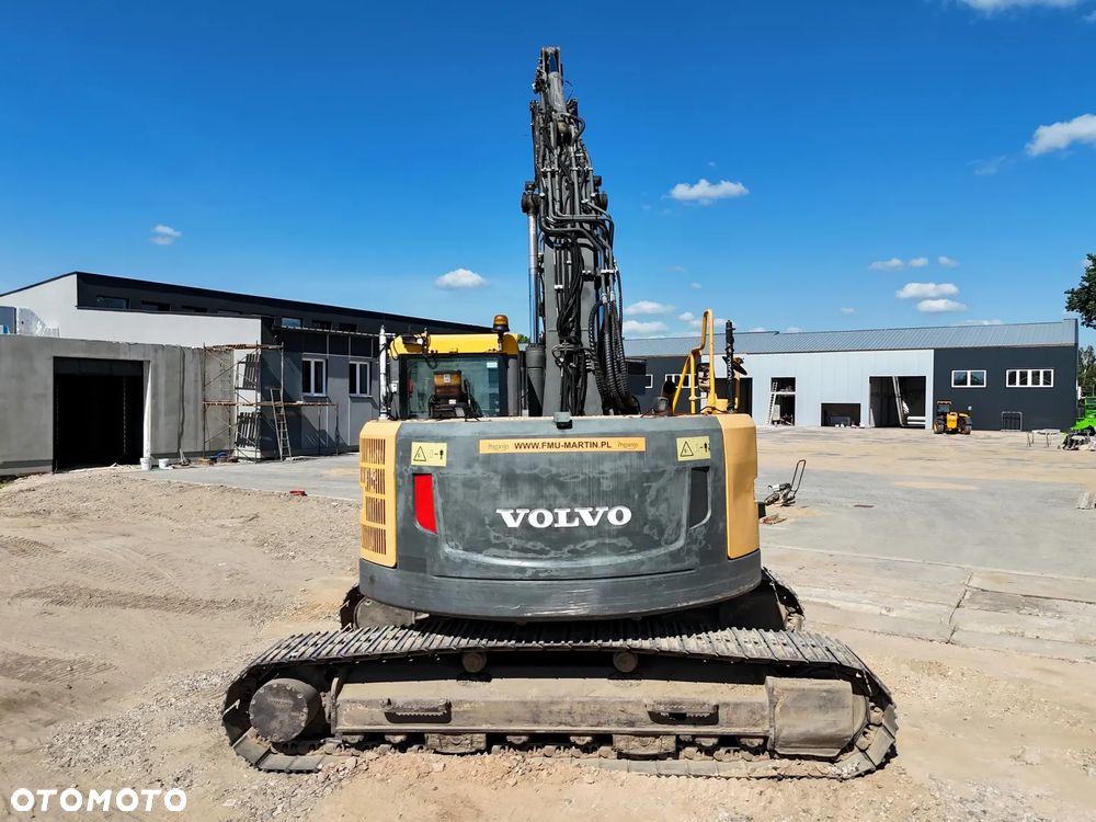 Volvo ECR235 - 28