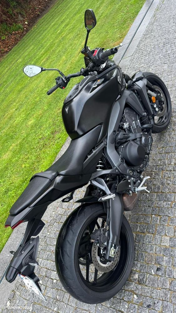 Yamaha MT-09 Y-AMT - 4
