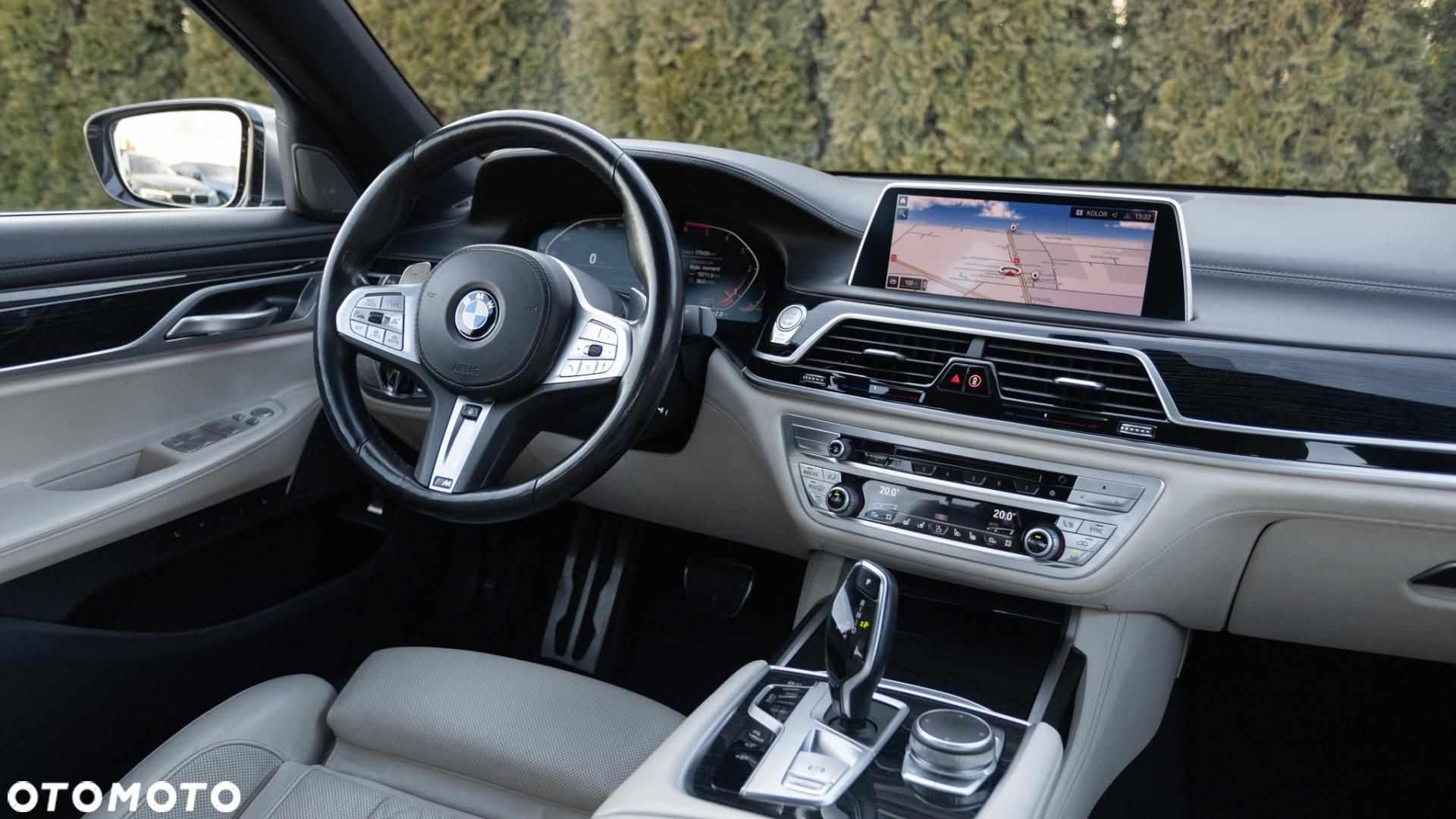 BMW Seria 7 - 16