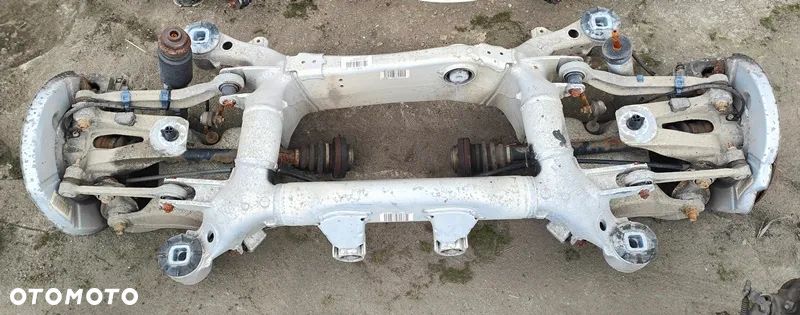 BMW 5 E61 BELKA ZAWIESZENIA OŚ TYŁ TYLNA