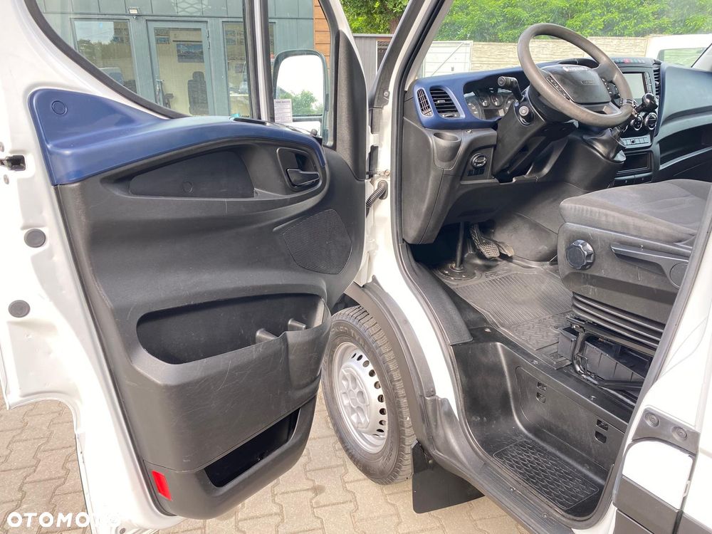 Iveco DAILY - 10