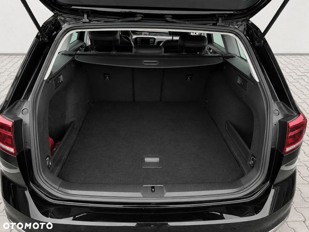 Volkswagen Passat 1.5 TSI EVO Elegance DSG - 14