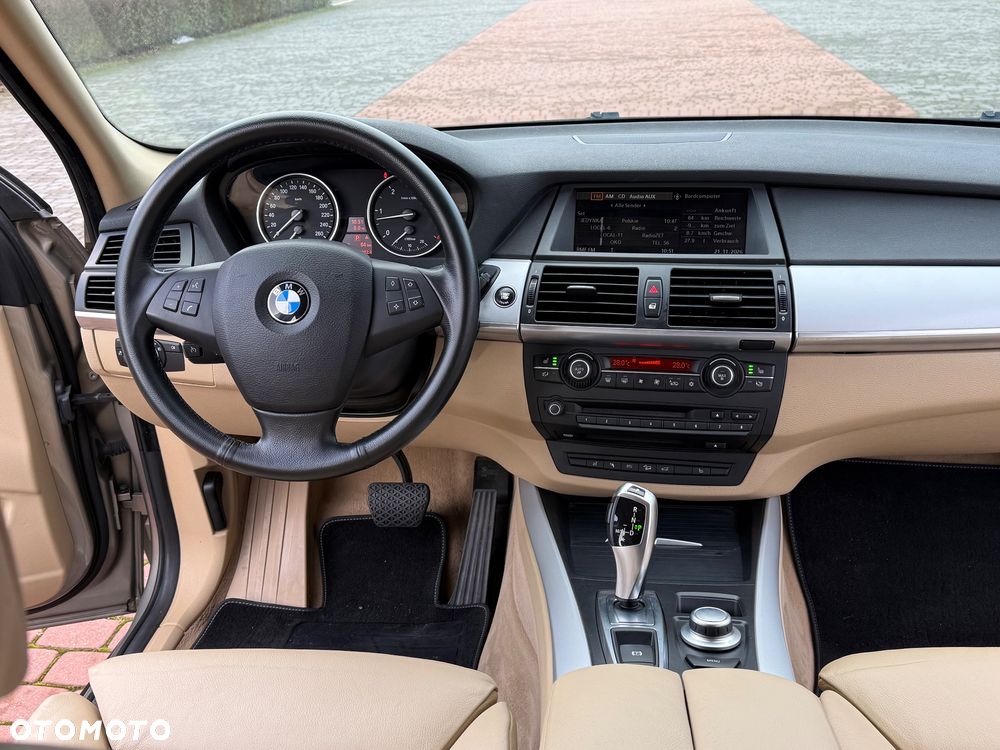 BMW X5 xDrive30d - 25