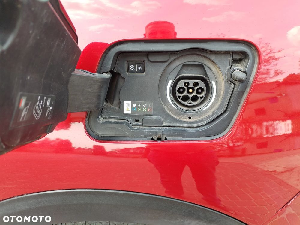 Peugeot 3008 1.6 PureTech Hybrid PHEV Allure Pack S&S EAT8 - 12