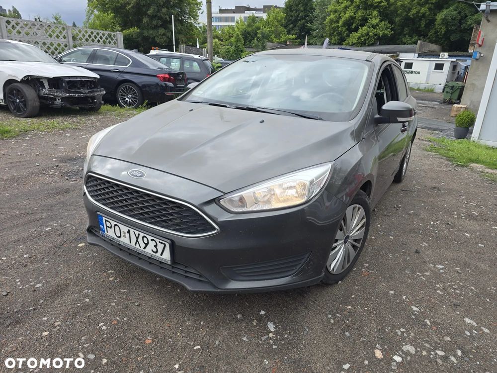 Ford Focus 1.6 Trend - 9