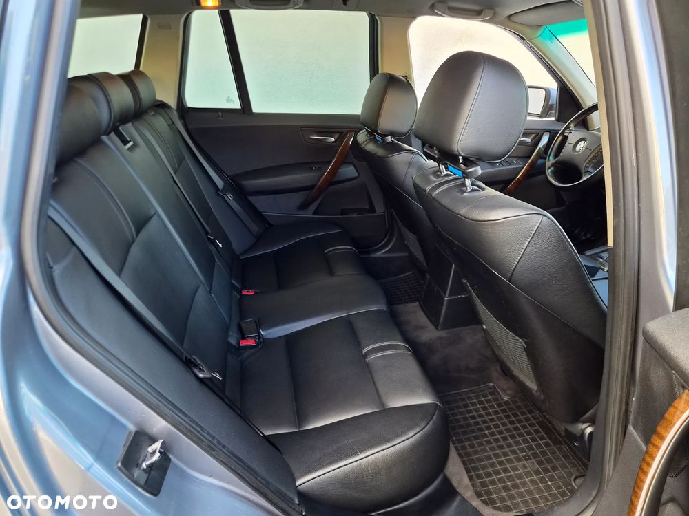 BMW X3 2.5i - 20