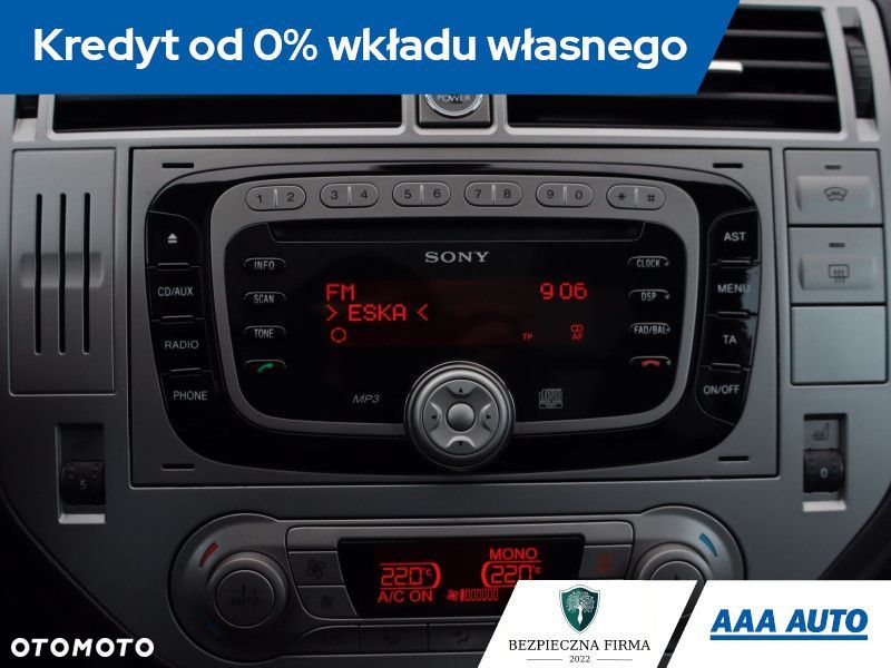 Ford Kuga - 14