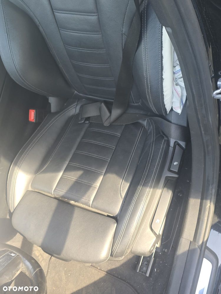 BMW Seria 3 318d Edition M Sport Shadow - 21