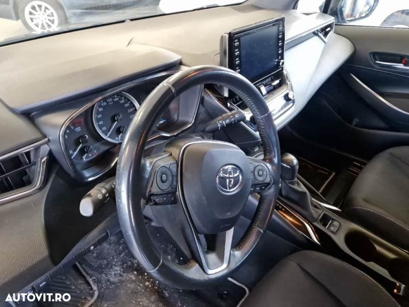 Toyota Corolla - 25