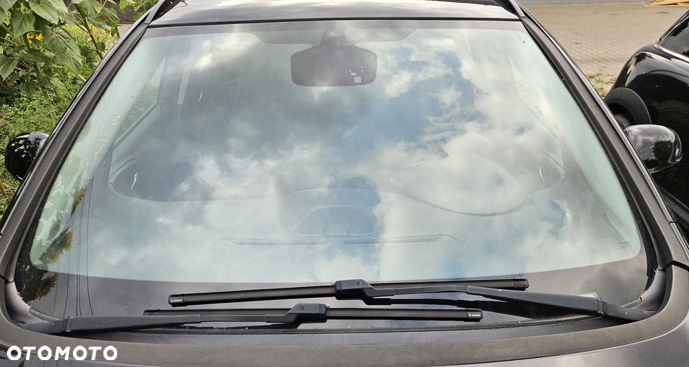 Opel Astra J 4 IV szyba przód przednia - 1