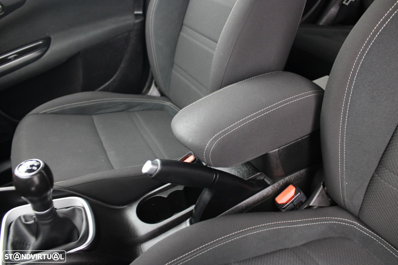 Fiat Tipo 1.3 M-Jet Lounge - 23
