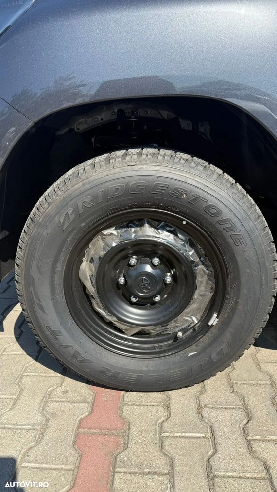 Toyota Hilux 2.4D 150CP 4x4 Double Cab AT Comfort - 17