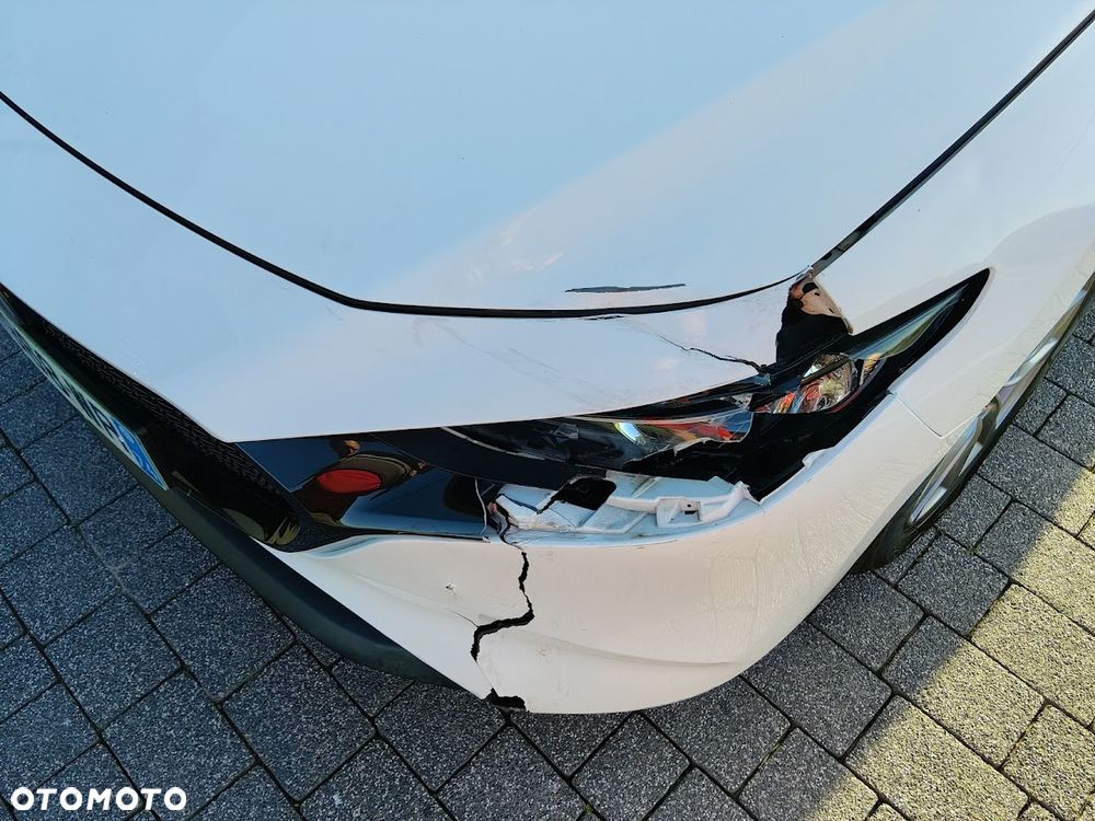 Mazda 3 - 8