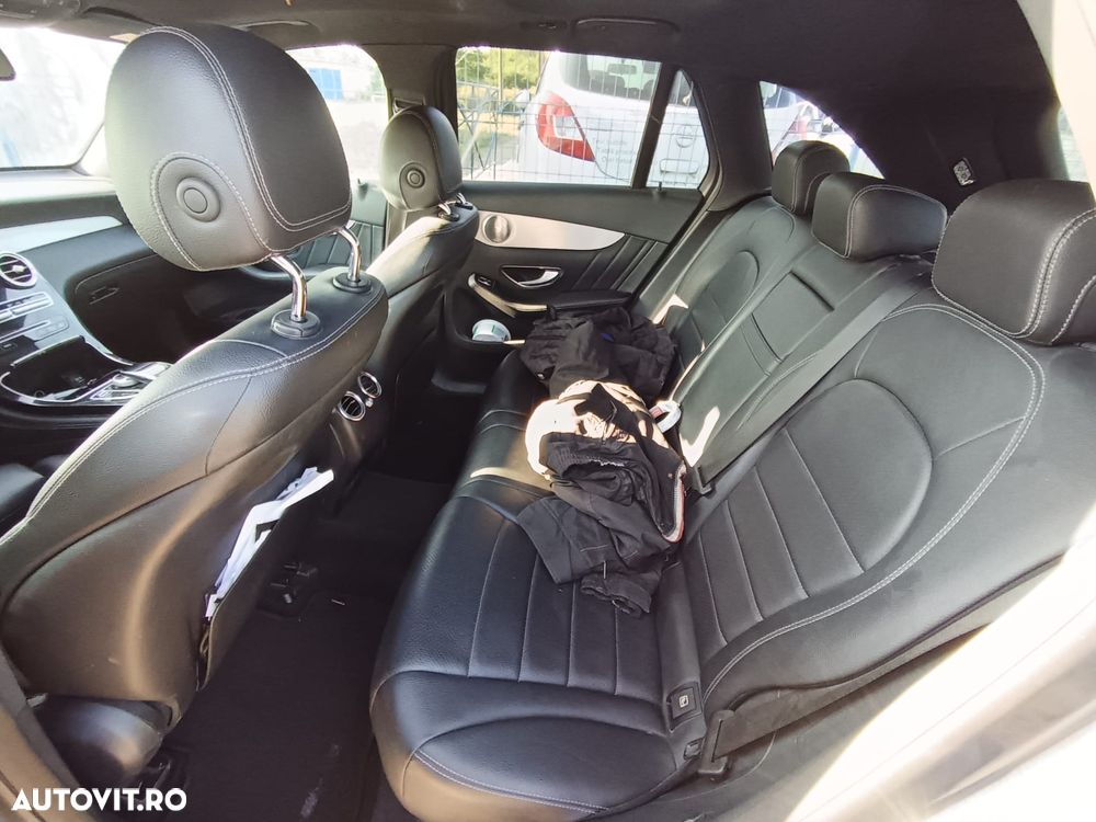 Mercedes-Benz GLC 250 d 4MATIC 9G-TRONIC AMG Line - 4