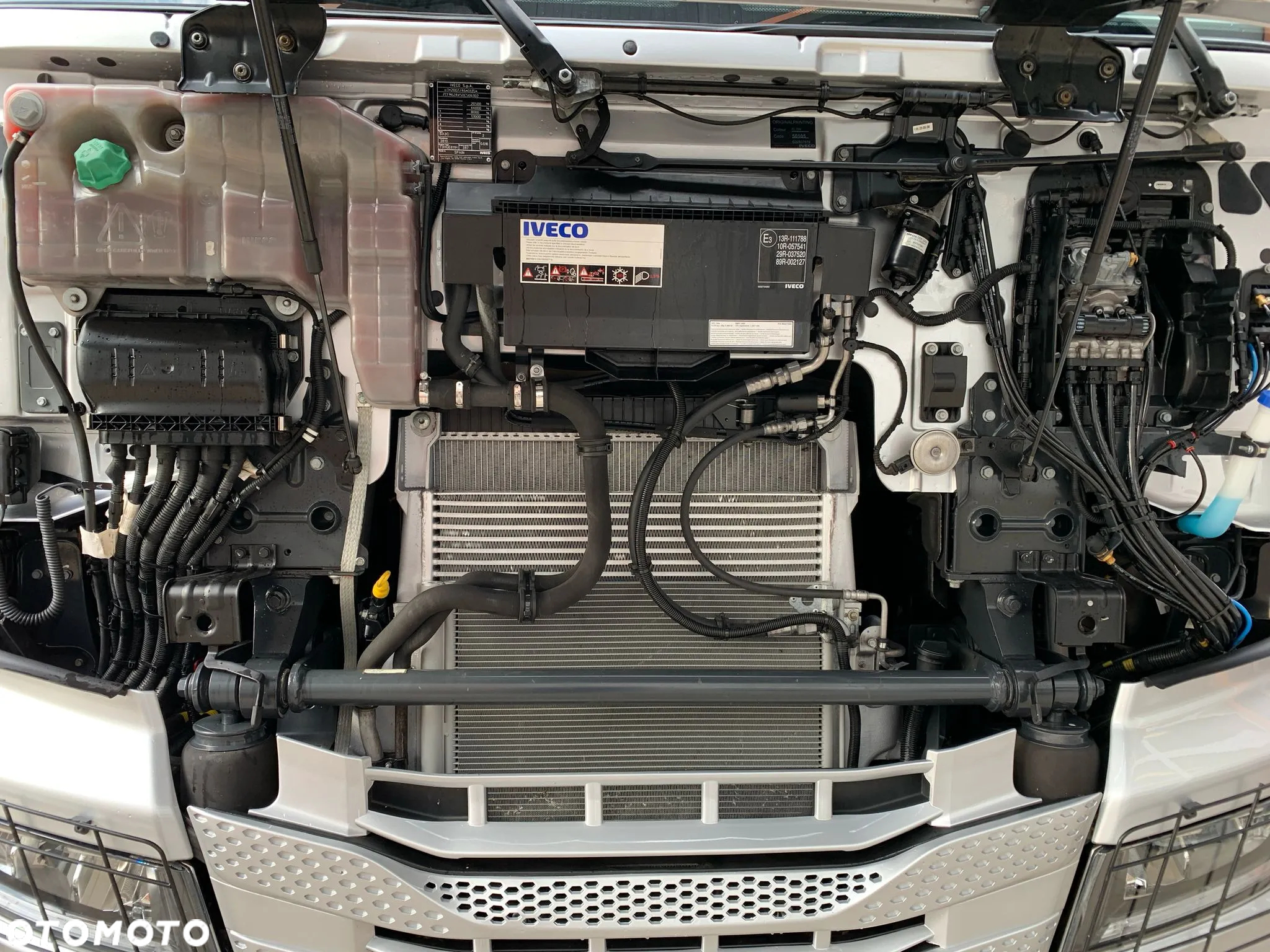 Iveco S-WAY 4x4H EURO6 - 32