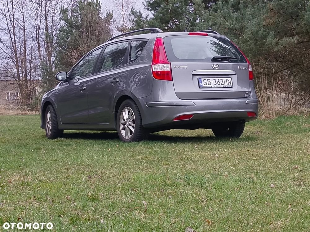 Hyundai i30 1.4 Classic + - 13