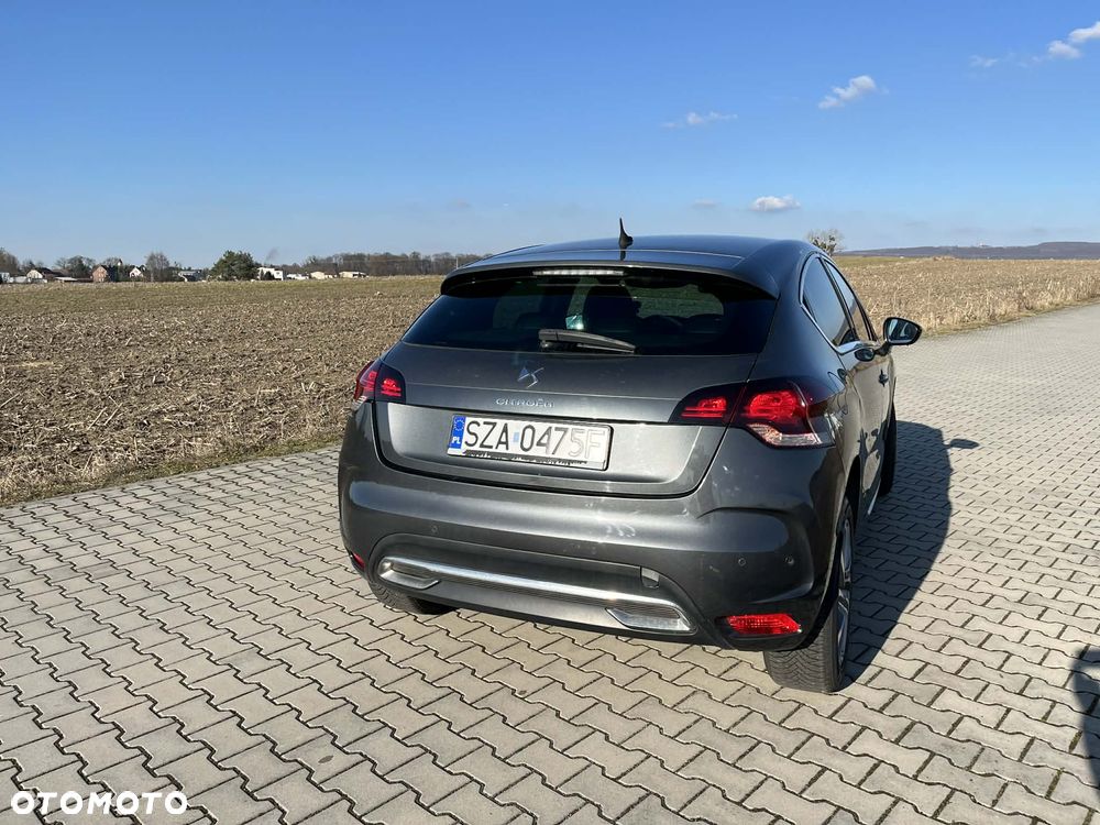 Citroën DS4 e-HDi 115 ETG6 SoChic - 6