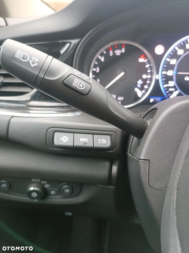 Opel Insignia CT 2.0 CDTI Exclusive S&S - 24