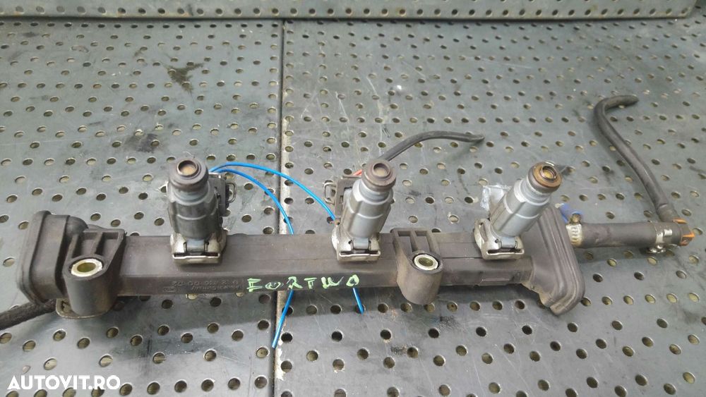 Rampa cu injectoare 0.7 b smart fortwo a1600700295 0003096v005 0280151083 0003099v004 - 1