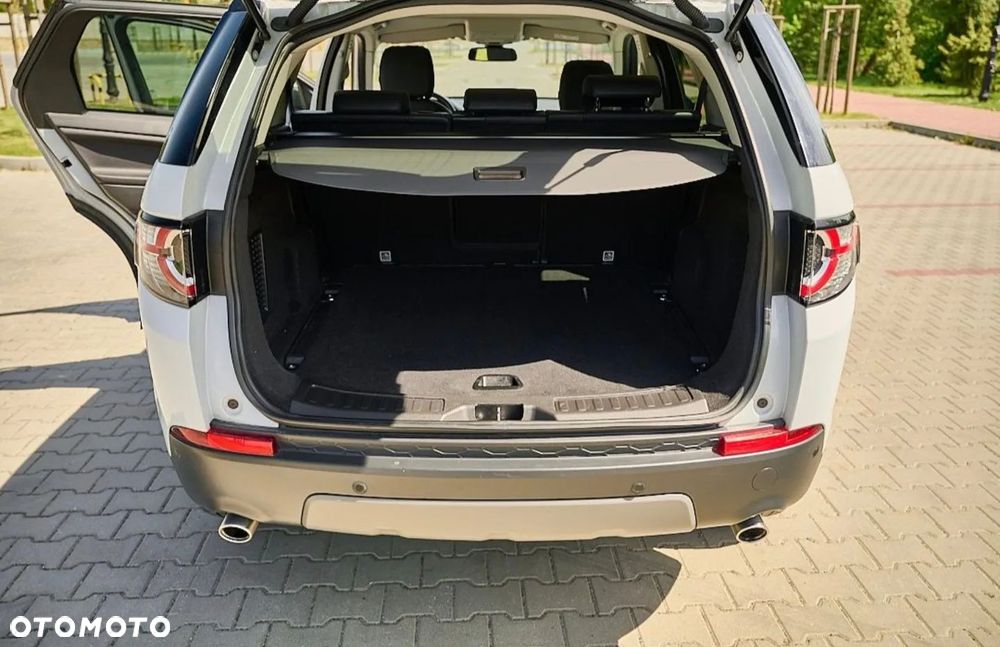 Land Rover Discovery Sport 2.0 eD4 HSE - 24