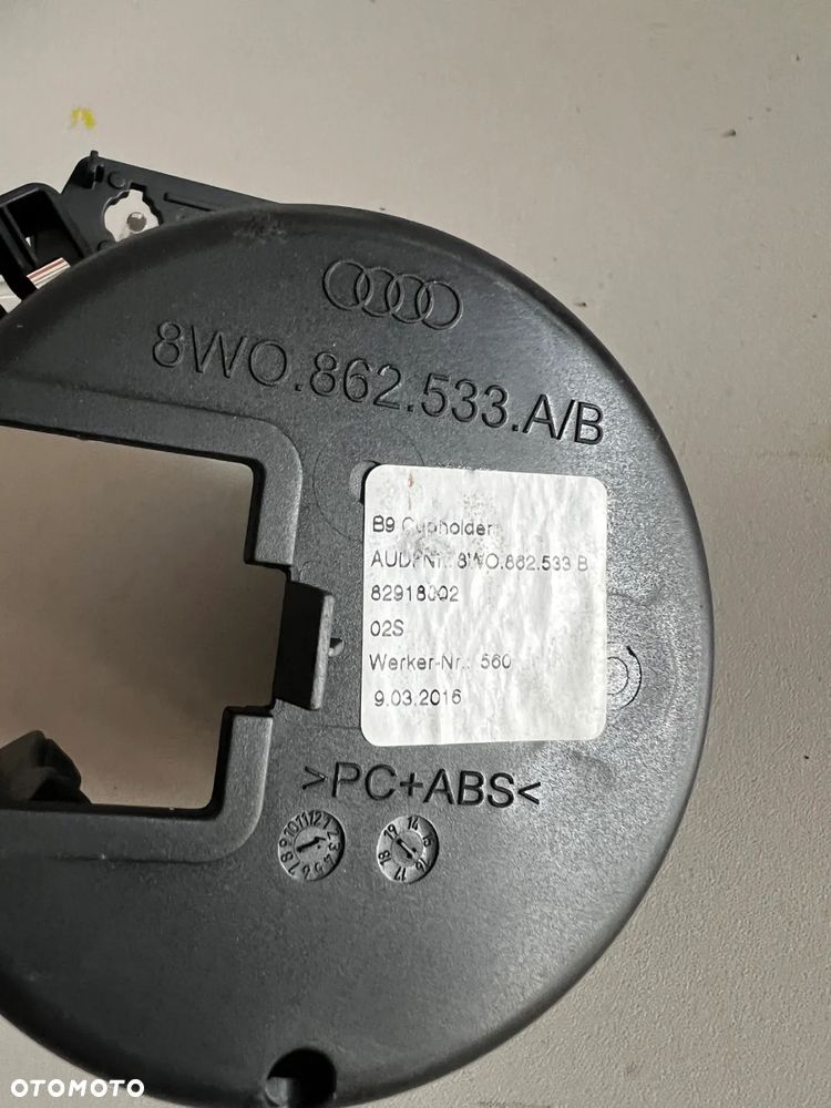 AUDI A4 B9 UCHWYT NA KUBKI LED 8W0862533 A/B ORYGINAŁ JAK NOWY - 2