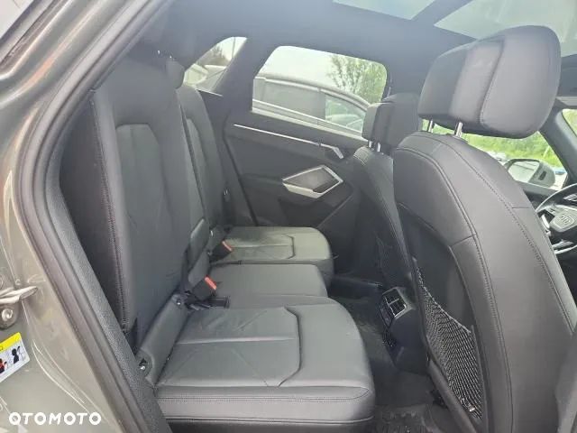 Audi Q3 45 TFSI Quattro S Line S tronic - 11
