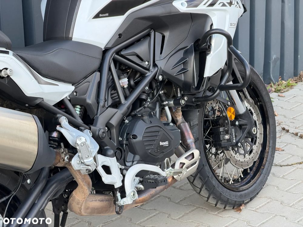 Benelli TRK 502X - 19