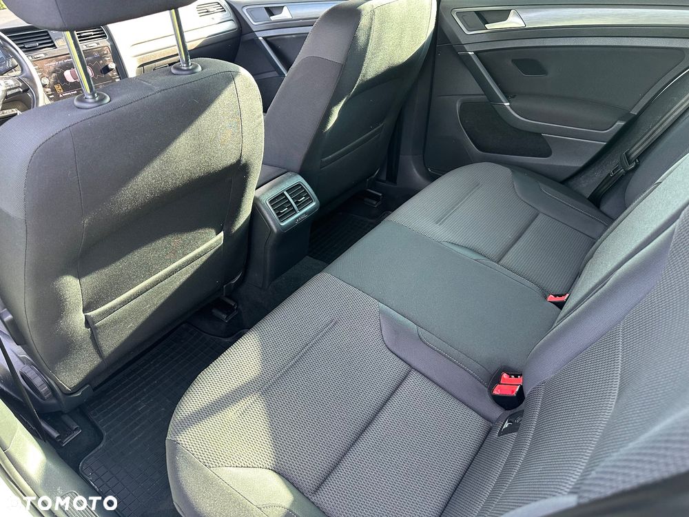 Volkswagen Golf 1.6 TDI (BlueMotion Technology) Comfortline - 18