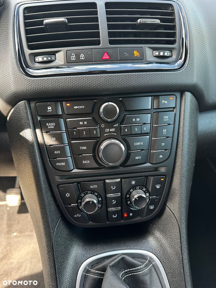 Opel Meriva 1.4 T Cosmo S&S - 24