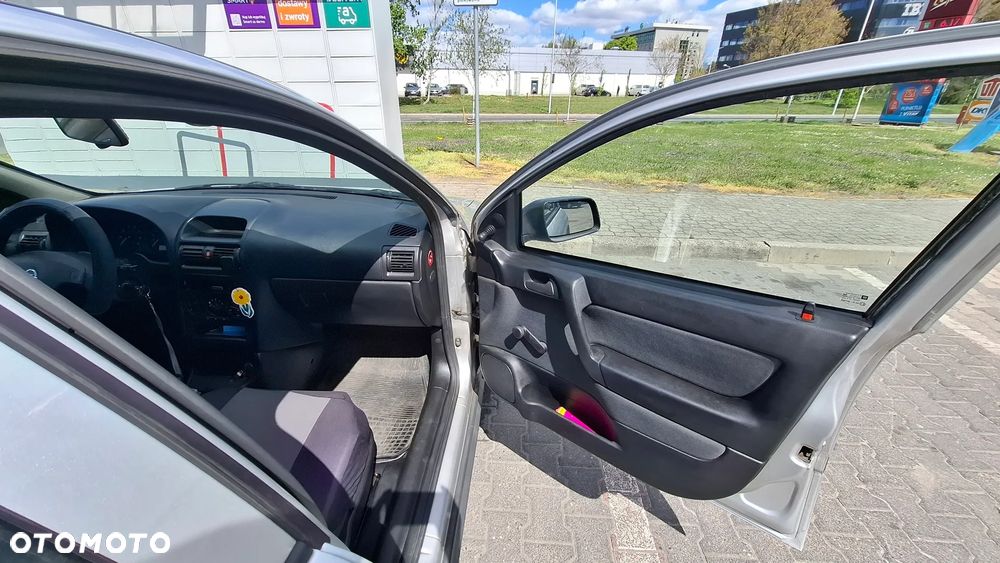 Opel Astra 1.4 NJoy - 17