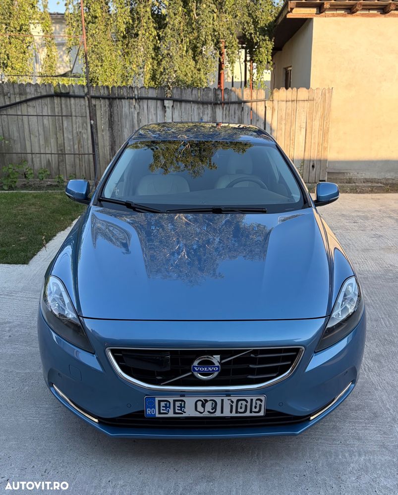Volvo V40 D4 VEA Summum - 3