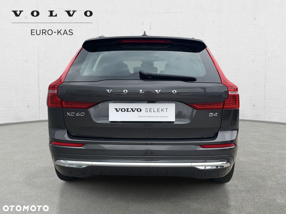 Volvo XC 60 - 4