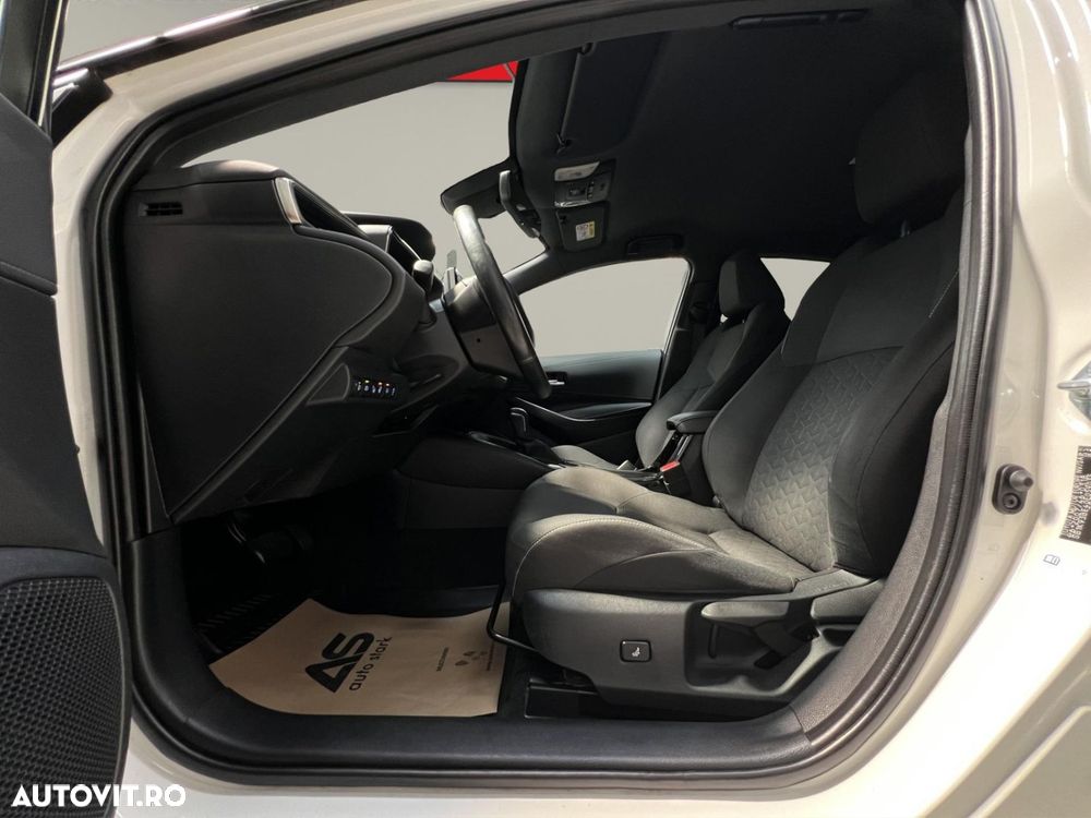 Toyota Corolla 1.8 Club - 17