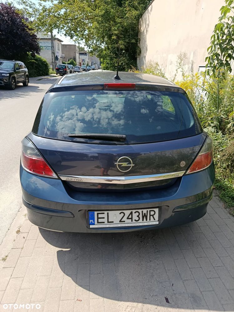 Opel Astra 1.6 - 10