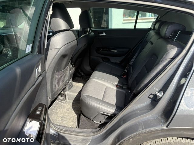 Kia Sportage 1.6 T-GDI Black Edition 2WD - 5