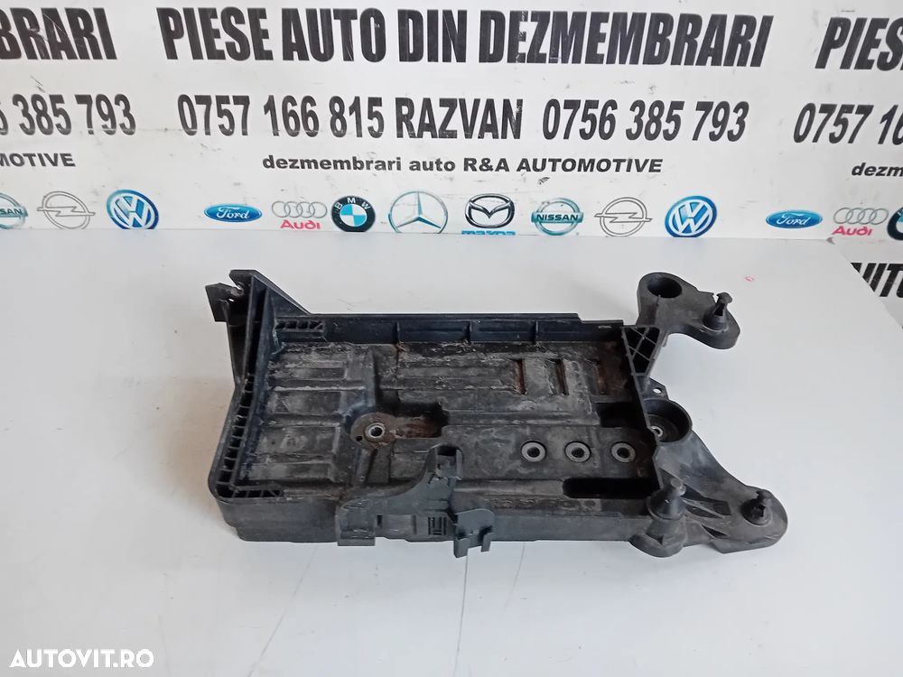 Suport Tavita Baterie Vw Passat B8 An 2014-2020 Motor 2.0 Tdi DFG Cutie Viteze Automata UAX - 1