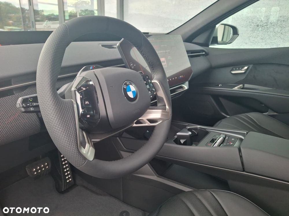 BMW i3 50 xDrive 113.4kWh - 18