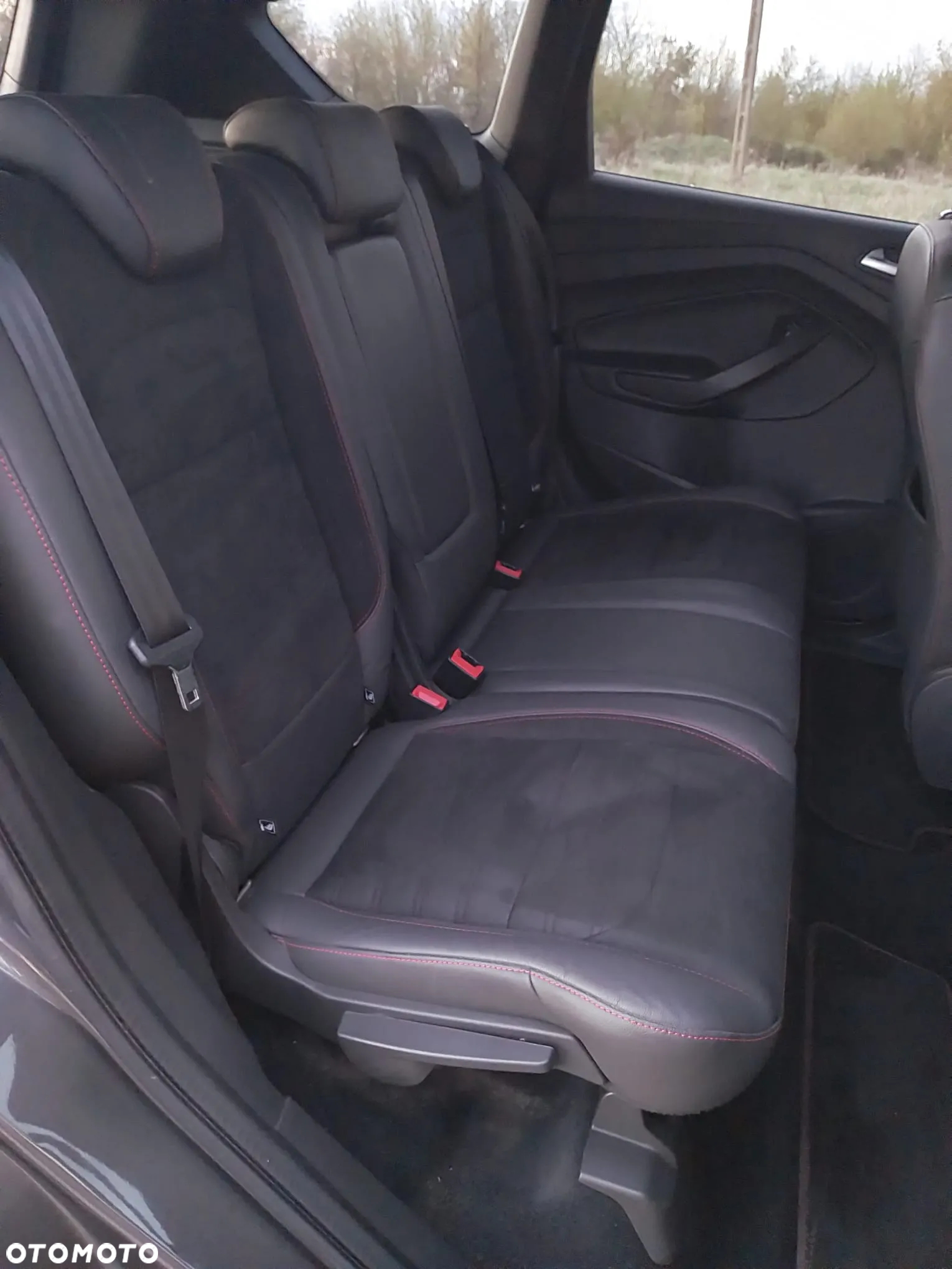 Ford Kuga 1.5 EcoBoost 4x4 ST-Line - 23