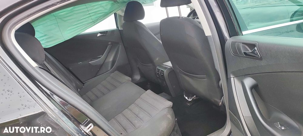 Dezmembrez volkswagen vw passat b6 sedan BMP 4x4  KDL cod culoare LC9X - 8