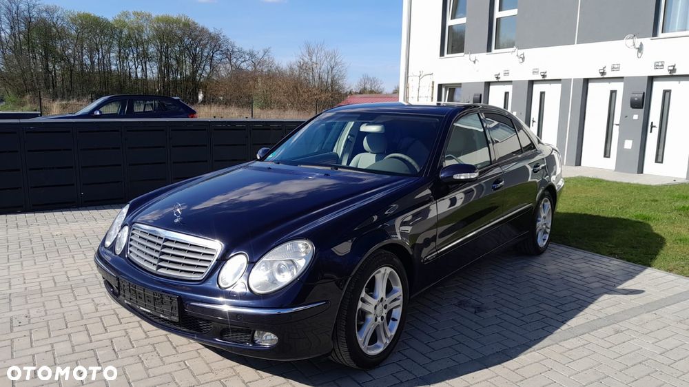 Mercedes-Benz Klasa E 320 Elegance - 12