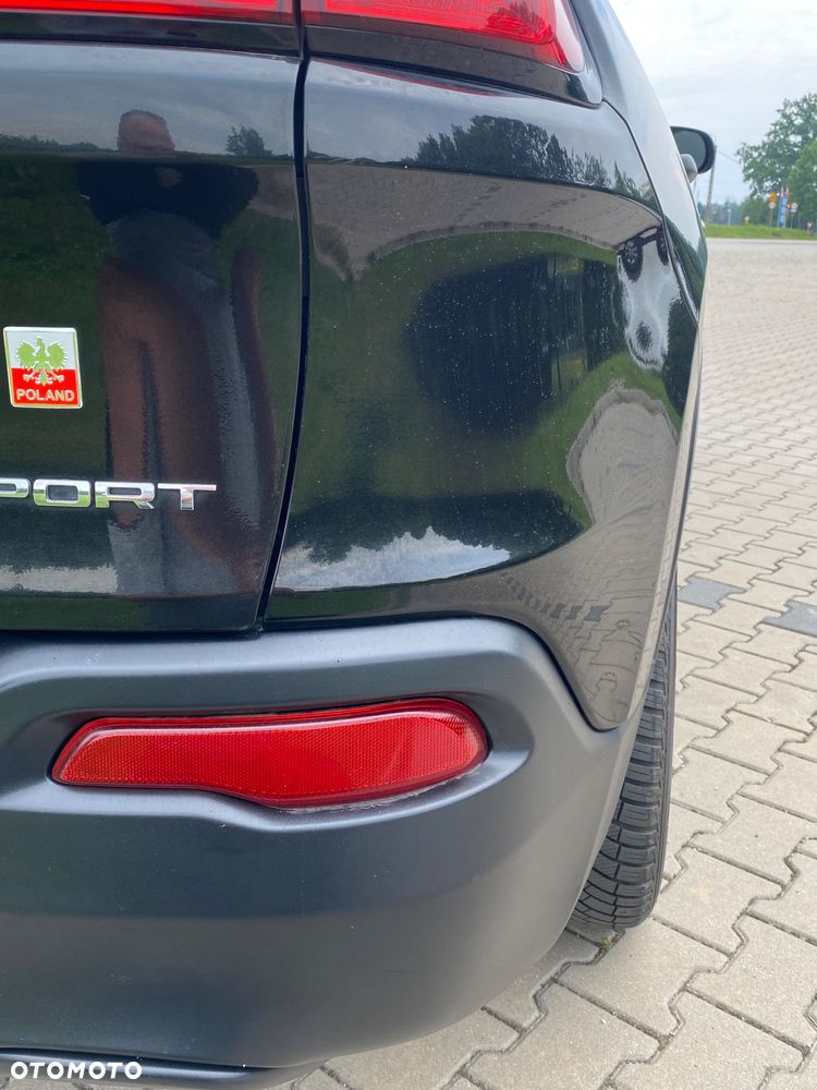 Jeep Cherokee - 11